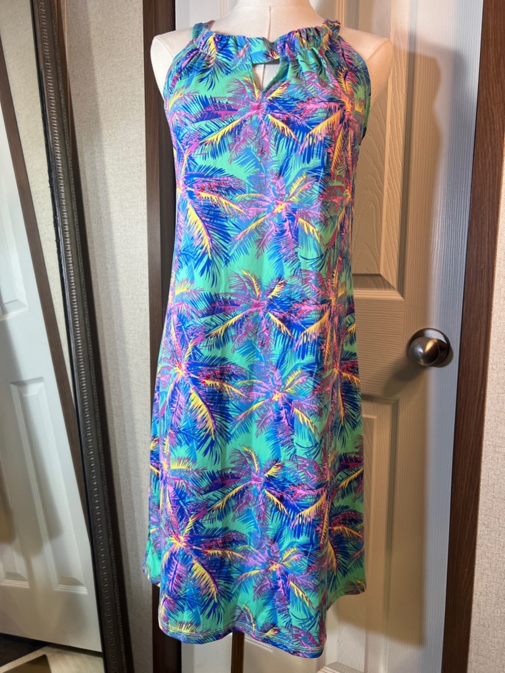 Keyhole Halter Midi Dress in Turquoise Palm Print